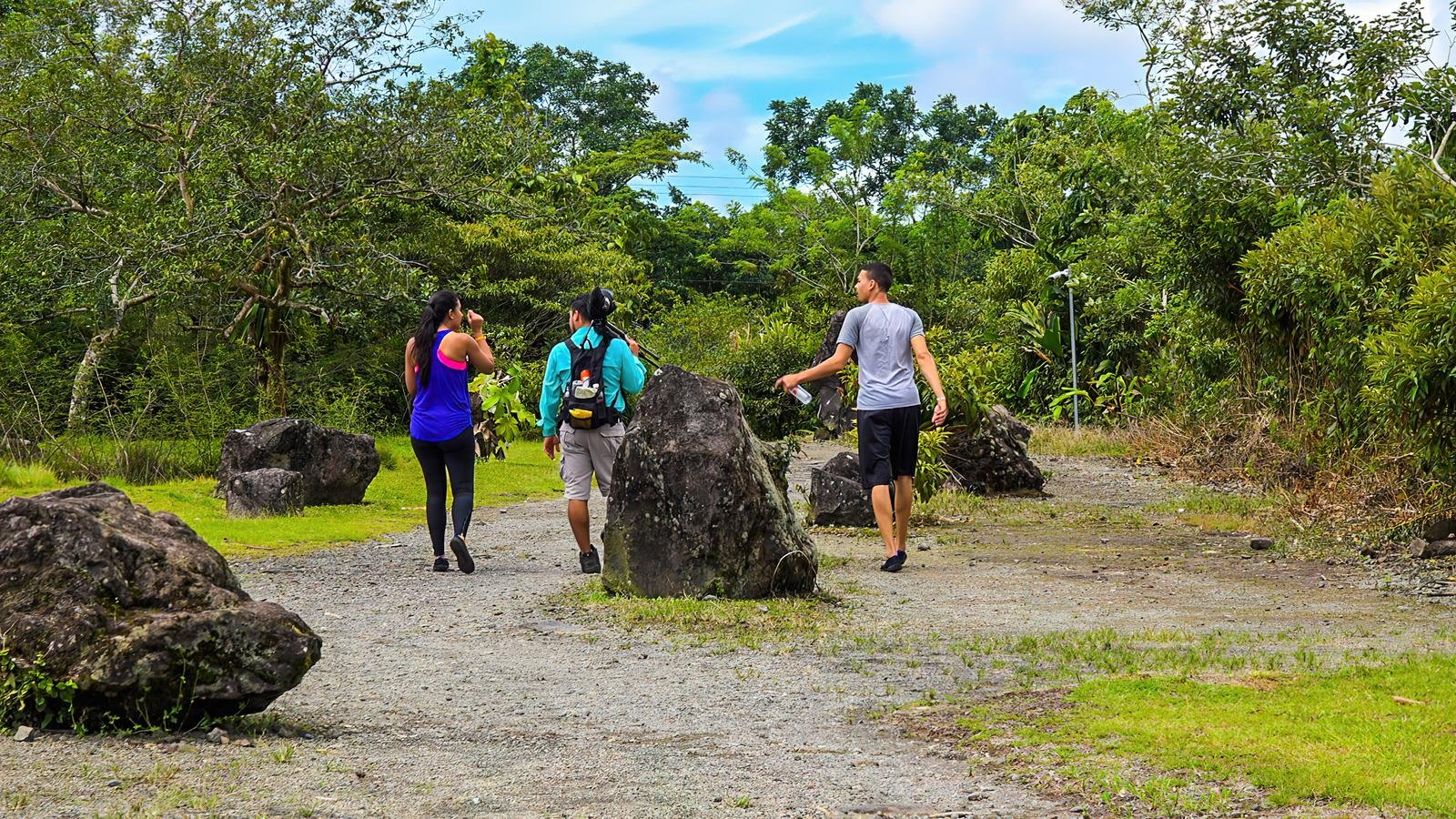 Arenal volcano hike photo 6